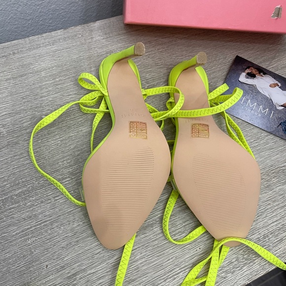 New Simmi London Heels - Picture 2 of 6